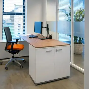 Employee Modern  Desk